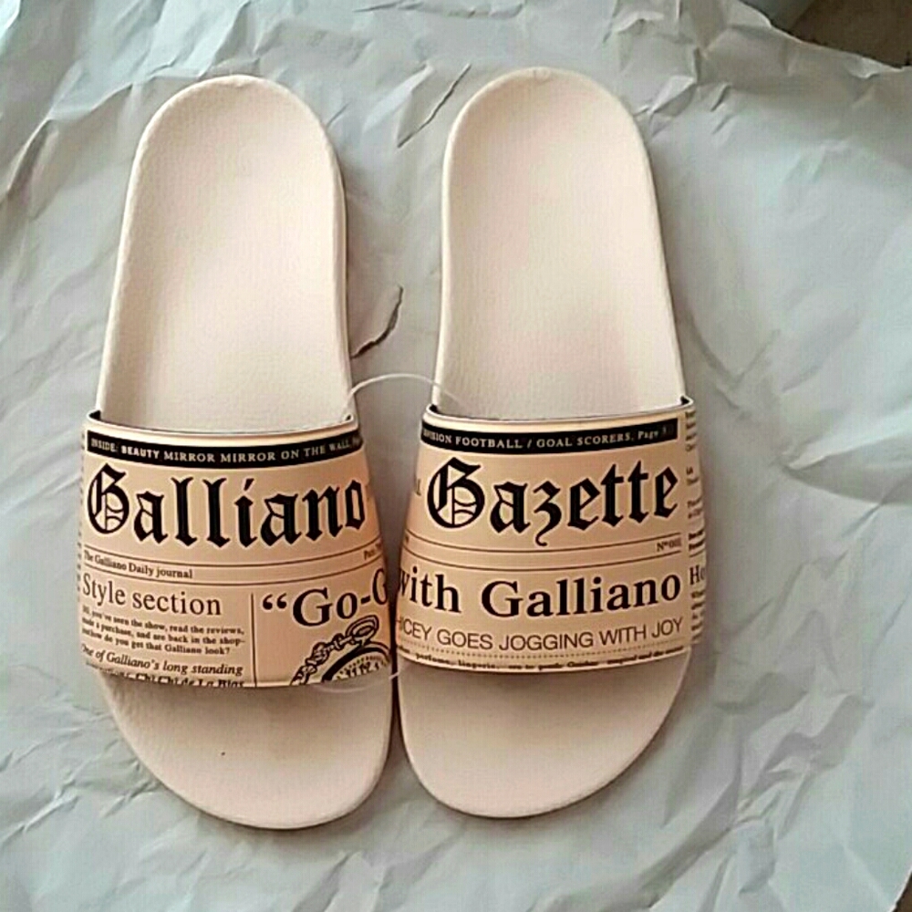 John Galliano Newsprint Slides Italy 9.5 nwot